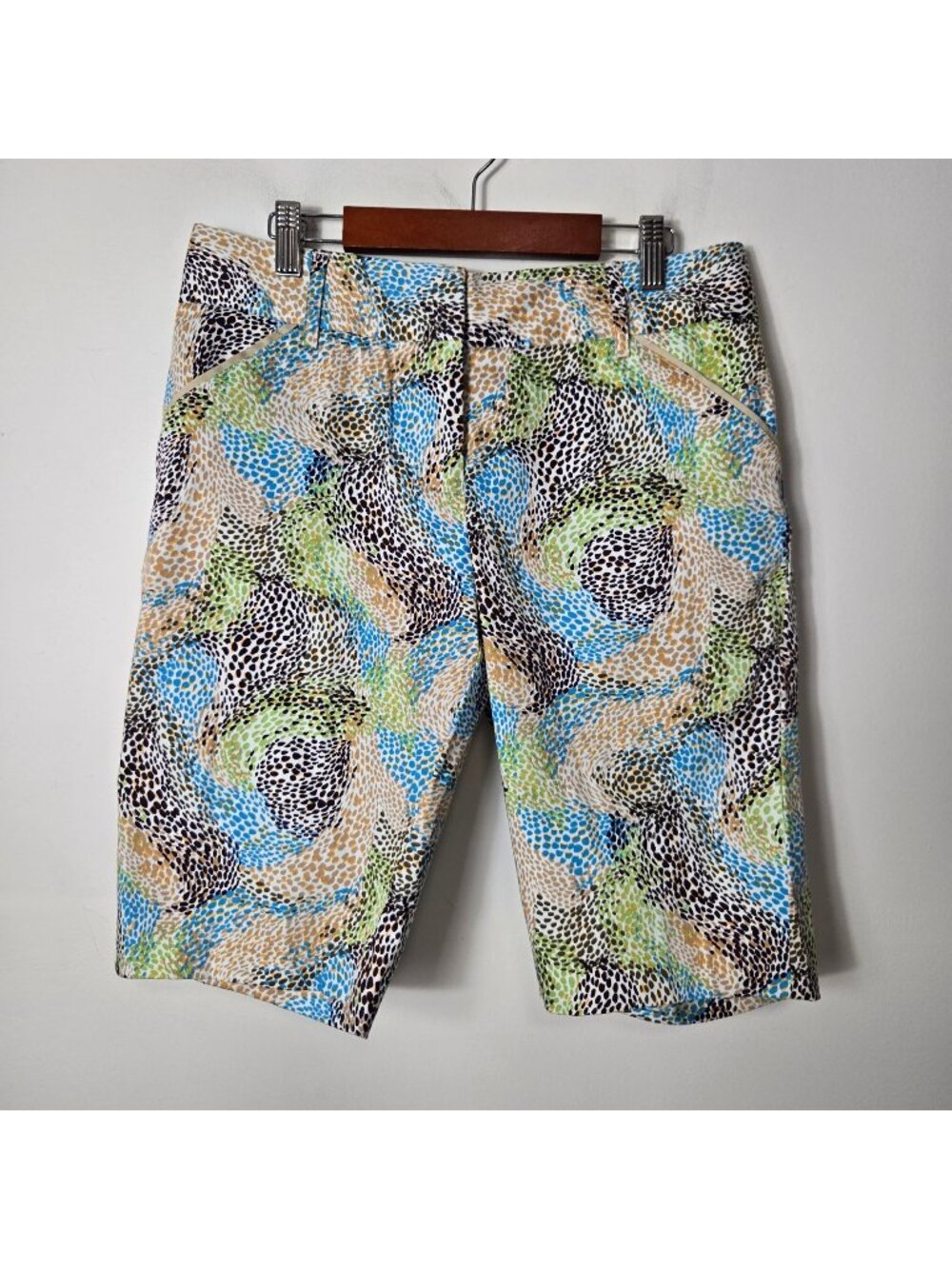 Peter Millar Women's Size 4 Blue Swirl Print Bermuda Performance Golf Shorts